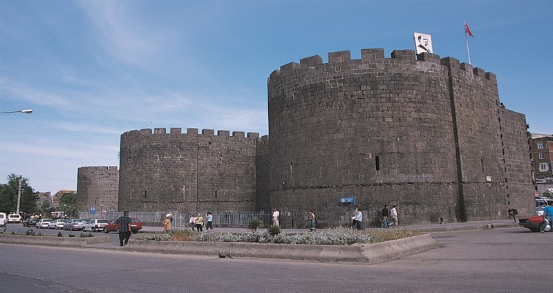 Dağkapı Surlar