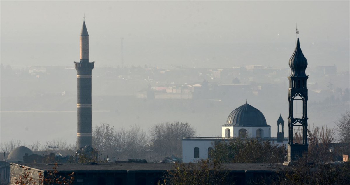 Hüsrev Paşa Cami / Surp Giragos Klisesi