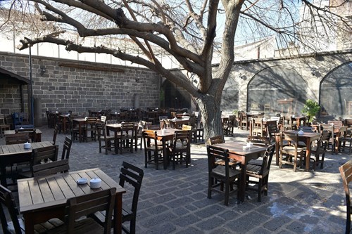 Sülüklü Han