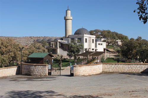 Eğil Peygamberler Türbesi
